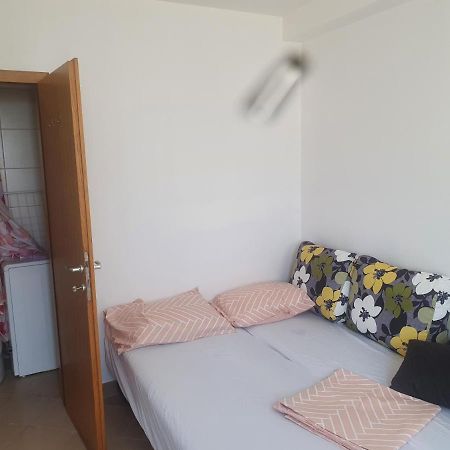 Small Studio Mali Lošinj Eksteriør bilde